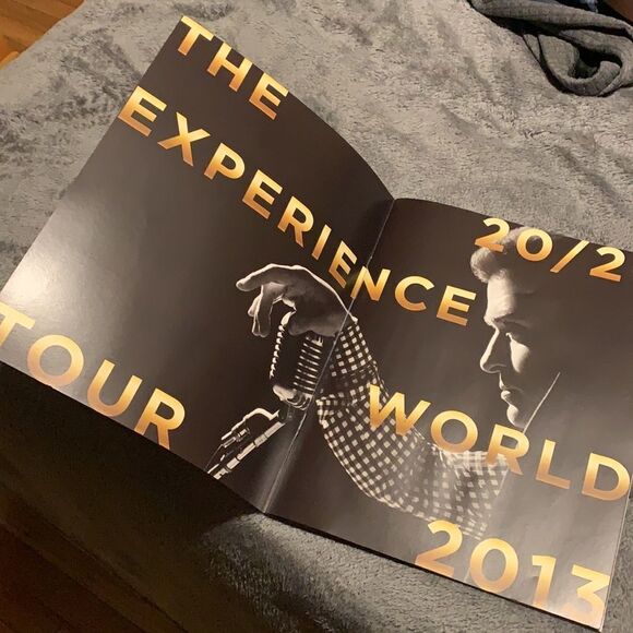 JUSTIN TIMBERLAKE THE 20/20 EXPERIENCE 2013 WORLD TOUR BOOK PROGRAM - Picture 2 of 5